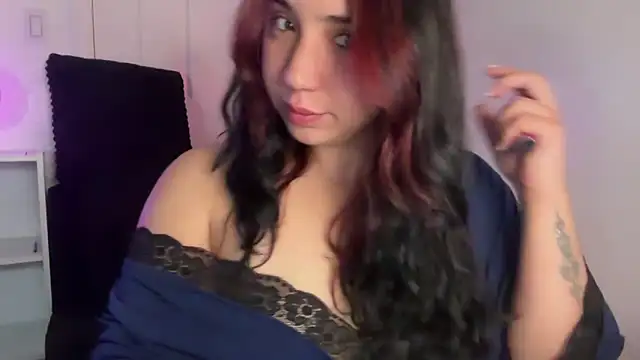 Snapshot of nina_lovez chatting on October 23, 2025, 1:48 am nina lovez online show from October 23, 2025, 1:48 am