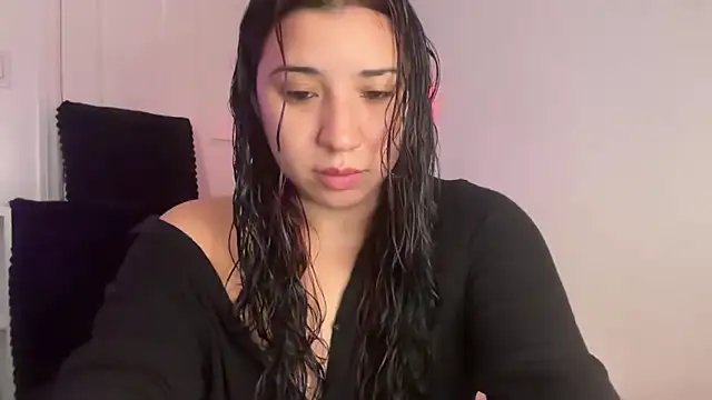 Snapshot of nina_lovez chatting on October 29, 2025, 2:16 pm nina lovez online show from October 29, 2025, 2:16 pm