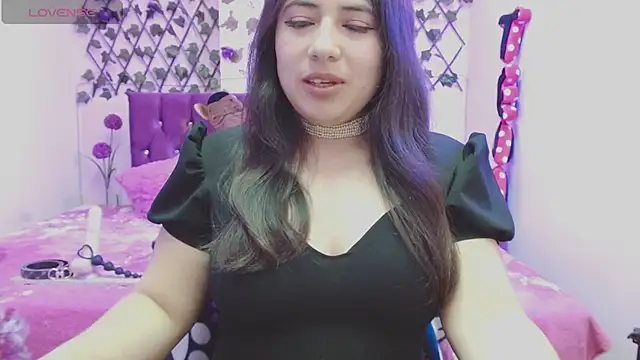 Snapshot of Estrella__sex chatting on September 23, 2025, 9:44 pm Estrella sex online show from September 23, 2025, 9:44 pm