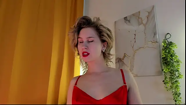 Snapshot of odelynbrower chatting on November 14, 2025, 12:25 am odelynbrower online show from November 14, 2025, 12:25 am