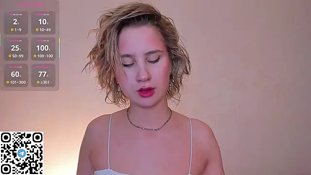 Snapshot of odelynbrower chatting on October 21, 2025, 12:21 am odelynbrower online show from October 21, 2025, 12:21 am