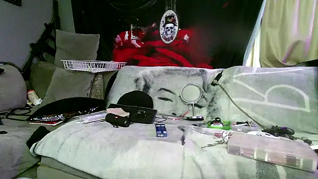 Splash Queen420 online show from November 7, 2025, 6:51 am