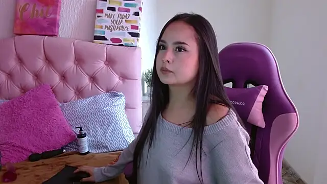 Snapshot of Emma-Flowers chatting on September 29, 2025, 7:30 pm Emma-Flowers online show from September 29, 2025, 7:30 pm