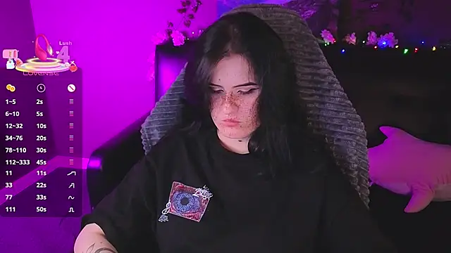 Dark Shine online show from October 21, 2025, 5:40 am