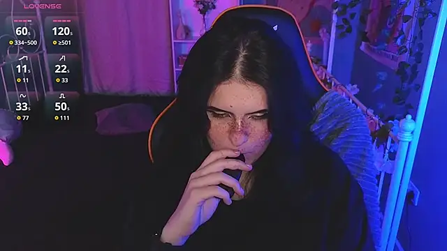 Dark Shine online show from November 26, 2025, 6:46 am