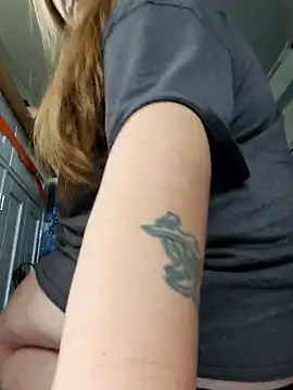 Love86Emily online show from October 20, 2025, 5:13 pm