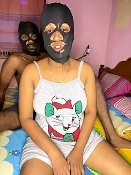 Snapshot of Sadaru_ chatting on September 30, 2025, 2:23 pm Sadaru  online show from September 30, 2025, 2:23 pm