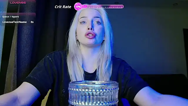 Snapshot of SpaceMarsi chatting on October 11, 2025, 7:59 pm SpaceMarsi online show from October 11, 2025, 7:59 pm