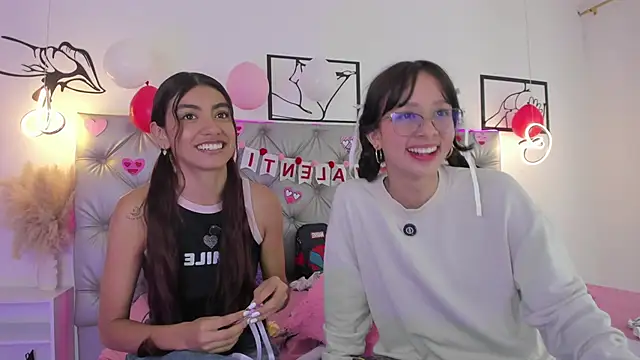 Snapshot of Naughty_Couple83 chatting on February 17, 2026, 3:31 pm Naughty Couple83 online show from February 17, 2026, 3:31 pm