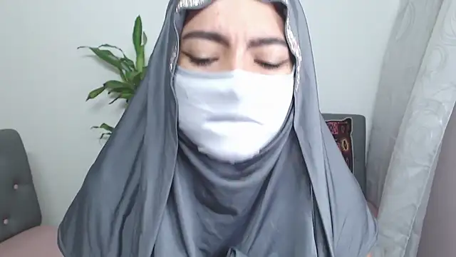 Snapshot of jade_nassar chatting on November 4, 2025, 11:36 am jade nassar online show from November 4, 2025, 11:36 am