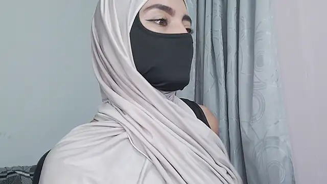 Snapshot of jade_nassar chatting on December 5, 2025, 9:23 pm jade nassar online show from December 5, 2025, 9:23 pm