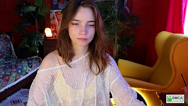 Evi Brook online show from April 13, 2026, 1:37 pm