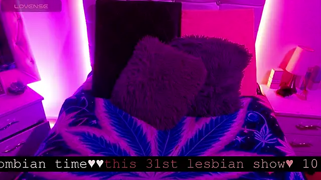 elapetitie online show from October 26, 2025, 6:25 am