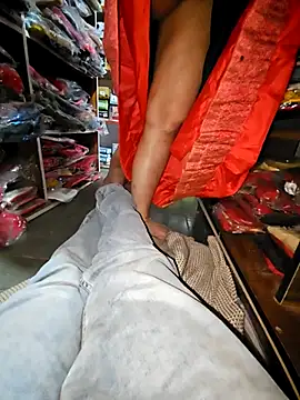 indianhotwife639 online show from October 3, 2025, 11:56 am