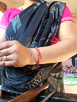 indianhotwife639 online show from March 28, 2026, 2:56 am