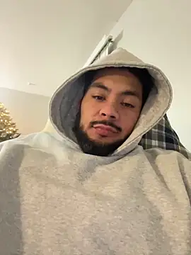 Snapshot of Bbrn69official chatting on December 23, 2025, 4:23 am Bbrn69official online show from December 23, 2025, 4:23 am