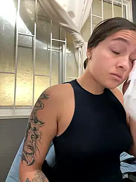 Alyha Cortes online show from January 13, 2026, 1:26 pm