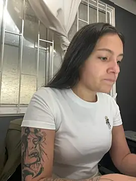 Alyha Cortes online show from January 15, 2026, 1:14 pm