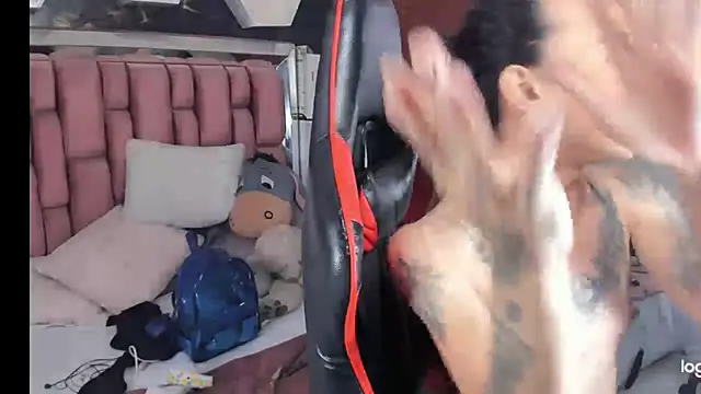 Snapshot of sara_slut21 chatting on February 4, 2025, 8:38 pm sara slut21 online show from February 4, 2025, 8:38 pm