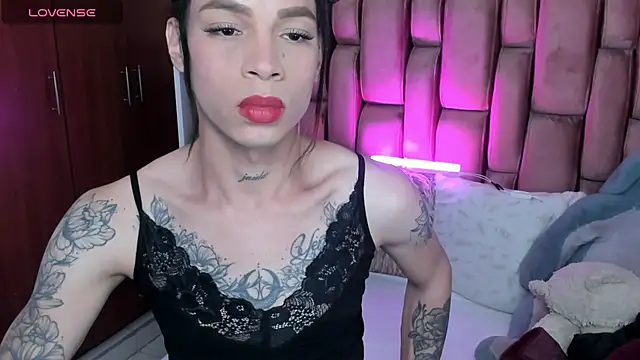 Snapshot of sara_slut21 chatting on March 12, 2025, 5:13 am sara slut21 online show from March 12, 2025, 5:13 am