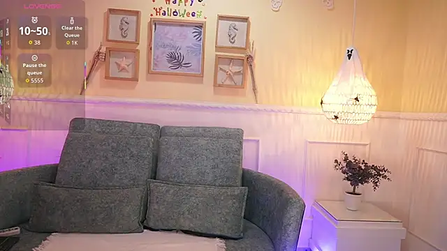 LoonaNyx online show from October 11, 2025, 11:33 am