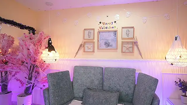 LoonaNyx online show from October 17, 2025, 11:34 am