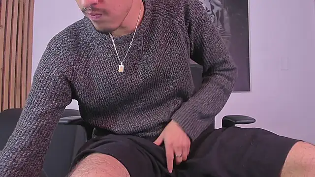 DimitriDeluxe online show from October 8, 2025, 7:36 pm