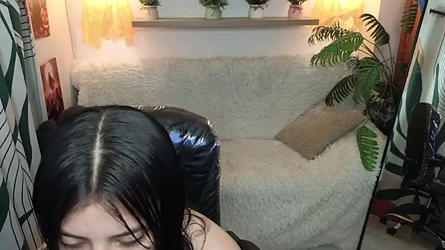 kathie lozada online show from November 7, 2025, 7:24 am