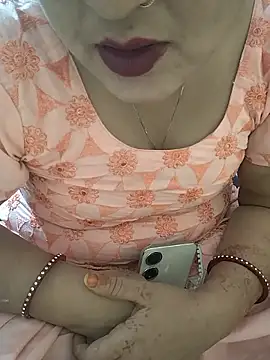 Snapshot of Diya-Sharmaa chatting on October 17, 2025, 5:44 am Diya-Sharmaa online show from October 17, 2025, 5:44 am