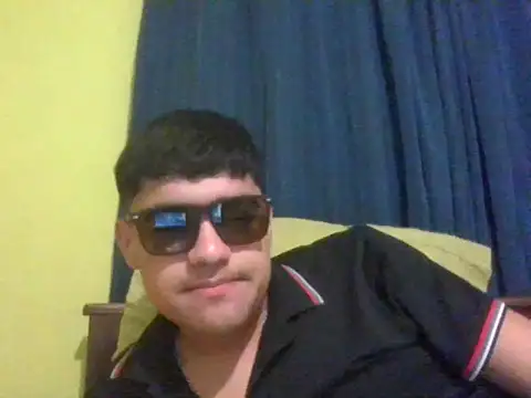 juanfritaa21 online show from September 11, 2025, 2:44 am