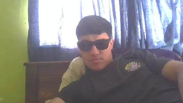 juanfritaa21 online show from November 26, 2025, 8:20 pm