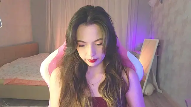 Snapshot of yuna_sunshy chatting on November 17, 2025, 9:19 pm yuna sunshy online show from November 17, 2025, 9:19 pm