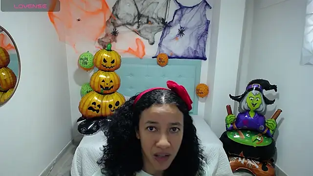 michel rous  online show from October 26, 2025, 2:17 pm