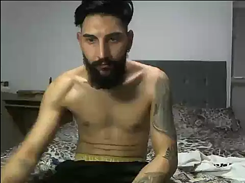 Snapshot of Alexgrc13 chatting on December 1, 2025, 5:36 pm Alexgrc13 online show from December 1, 2025, 5:36 pm