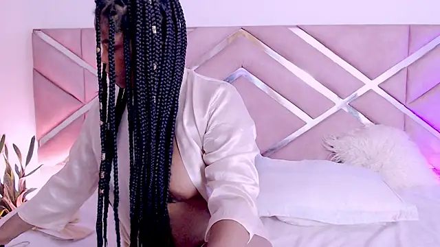 Snapshot of sofia_07 chatting on February 12, 2026, 10:42 pm sofia 07 online show from February 12, 2026, 10:42 pm