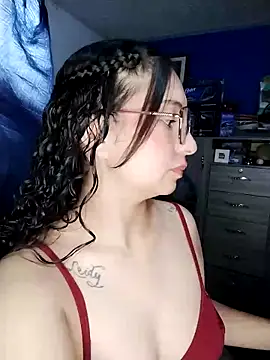 Snapshot of Mia___15 chatting on October 21, 2025, 9:03 pm Mia 15 online show from October 21, 2025, 9:03 pm