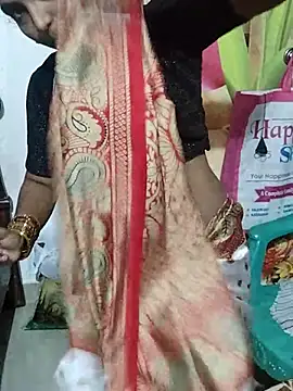 Snapshot of Varsha21 chatting on September 9, 2025, 11:08 am Varsha21 online show from September 9, 2025, 11:08 am