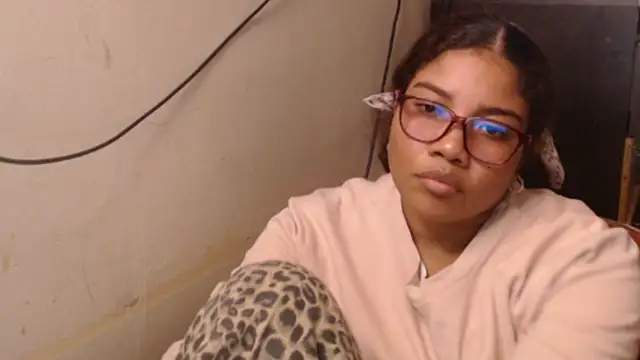 madelene online show from March 10, 2026, 11:53 pm