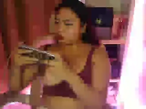 Snapshot of Annafoxy2xx chatting on May 6, 2026, 3:27 pm Annafoxy2xx online show from May 6, 2026, 3:27 pm