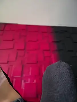 Snapshot of Linda_LS chatting on March 3, 2026, 7:10 pm Linda LS online show from March 3, 2026, 7:10 pm