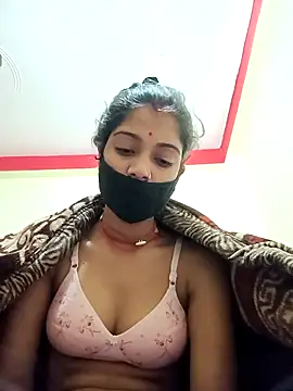 Snapshot of Basanti_143 chatting on December 1, 2025, 11:38 pm Basanti 143 online show from December 1, 2025, 11:38 pm