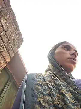 Snapshot of Sonam_mehta chatting on December 14, 2025, 8:09 am Sonam mehta online show from December 14, 2025, 8:09 am