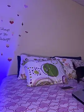 MiaRousexxx  online show from October 1, 2025, 2:27 am