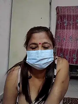 mature mimi online show from November 4, 2025, 9:13 am