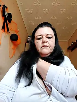 BlacReign online show from November 2, 2025, 12:43 pm