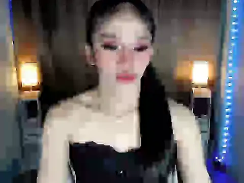 LauraSoHot online show from January 19, 2026, 9:35 am