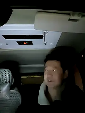 huanhuanaaaaa online show from March 9, 2026, 12:30 pm