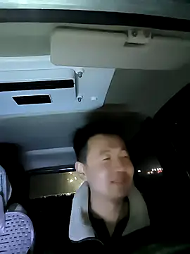 huanhuanaaaaa online show from February 27, 2026, 12:49 pm