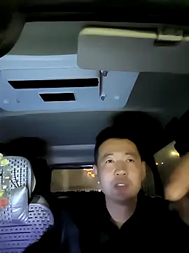 huanhuanaaaaa online show from March 31, 2026, 12:29 pm