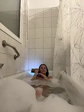 Snapshot of Emilia_Mausi chatting on February 19, 2026, 8:17 pm Emilia Mausi online show from February 19, 2026, 8:17 pm